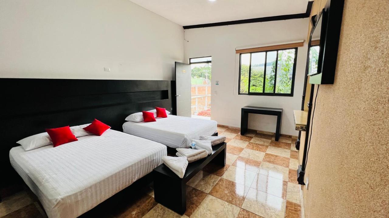 Hotel Villa Pralaya Jiutepec Exteriör bild