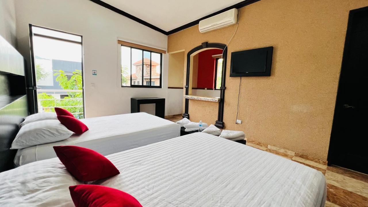 Hotel Villa Pralaya Jiutepec Exteriör bild
